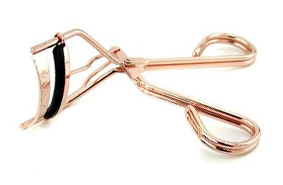 eyelash curlers